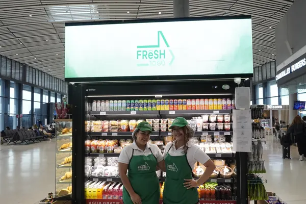 Fresh to Go, Tocumen International Airport: store team