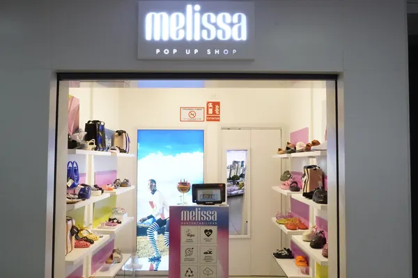 Melissa, Capilla: storefront