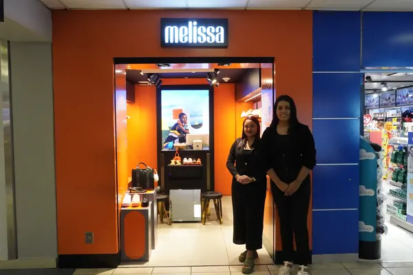 Melissa, South Pier, Satellite: store team